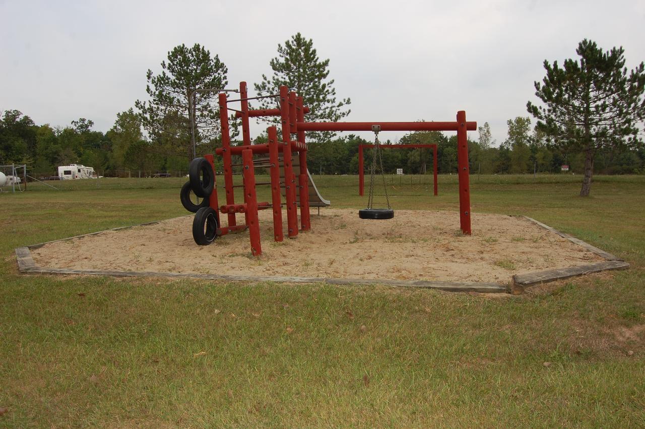 St. Clair Camping Resort Marysville Buitenkant foto